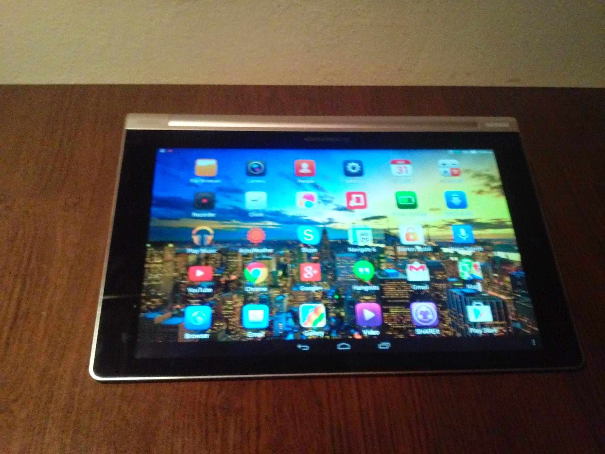 Lenovo Yoga Tablet 10 hands-on review 