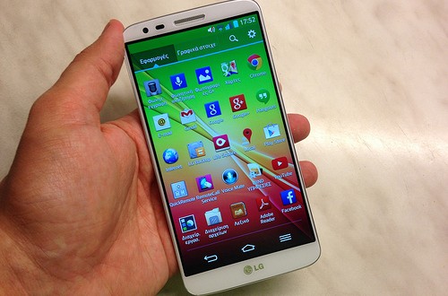 Last year's LG G2 hasn't been forgotten and will be receiving Android 5.0 Lollipop soon enough