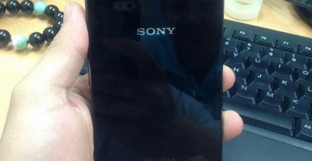 xperia-z4-hands-on-leaked-photos
