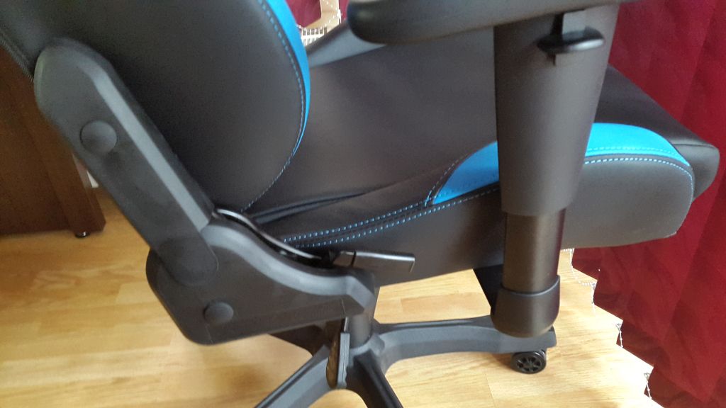 ewin gaming chair quality and stable handling
